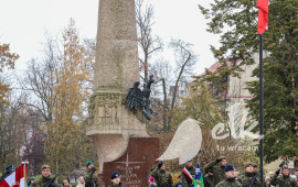 Obchody Narodowego Święta Niepodległości, uroczystości pod pomnikiem „Poległym za Wolną i Niezawisłą Polskę”