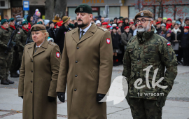 Obchody Narodowego Święta Niepodległości, Delegacja składająca kwiaty