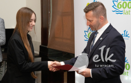 Wręczenie stypendiów za aktywność społeczną i wyniki w nauce, stypendyści, Urząd Miasta Ełku