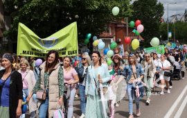 Jubileuszowa parada ul. Wojska Polskiego