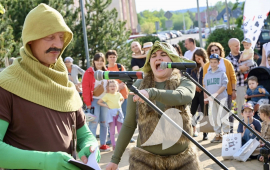 Mazurski Zespół Pieśni i Tańca / Teatr PudEŁKo - osiedle Jeziorna