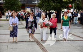 81. rocznica wybuchu Powstania Warszawskiego, Park Solidarności, Pomnik "Poległym za Wolną i Niezawisłą Polskę", obchody, przemówienia, złożenie kwiatów