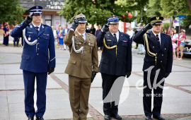81. rocznica wybuchu Powstania Warszawskiego, Park Solidarności, Pomnik "Poległym za Wolną i Niezawisłą Polskę", obchody, przemówienia, złożenie kwiatów