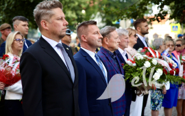 81. rocznica wybuchu Powstania Warszawskiego, Park Solidarności, Pomnik "Poległym za Wolną i Niezawisłą Polskę", obchody, przemówienia, złożenie kwiatów