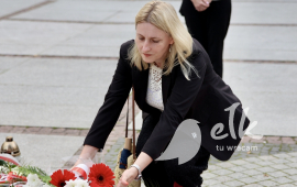 81. rocznica wybuchu Powstania Warszawskiego, Park Solidarności, Pomnik "Poległym za Wolną i Niezawisłą Polskę", obchody, przemówienia, złożenie kwiatów