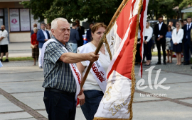 81. rocznica wybuchu Powstania Warszawskiego, Park Solidarności, Pomnik "Poległym za Wolną i Niezawisłą Polskę", obchody, przemówienia, złożenie kwiatów